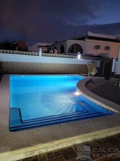 Image No.4-2 Bed Villa for sale
