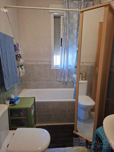 Image No.15-3 Bed Villa for sale