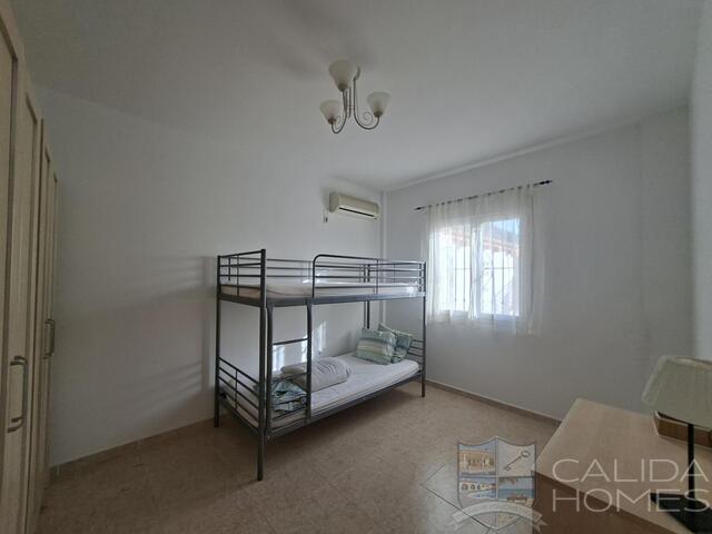 Image No.19-3 Bed Villa for sale