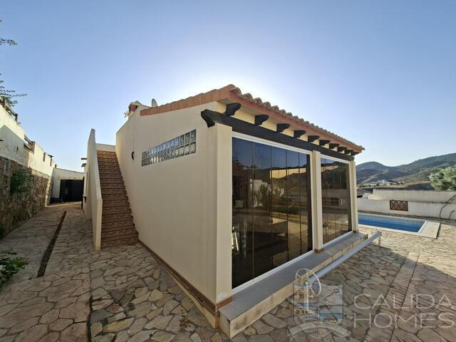 Image No.5-3 Bed Villa for sale