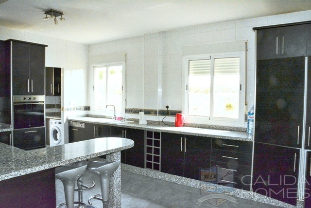 Image No.11-Villa de 4 chambres à vendre à Albox