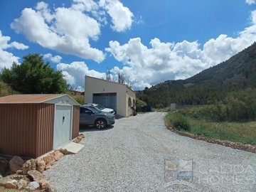 villa-floral--resale-villa-for-sale-in-el-mar