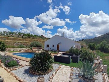 villa-floral--resale-villa-for-sale-in-el-mar