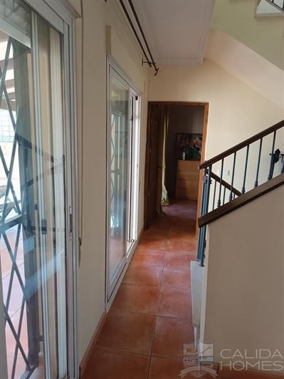 Image No.16-7 Bed Villa for sale