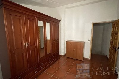 cortijo-quiles-detached-character-house-for-s