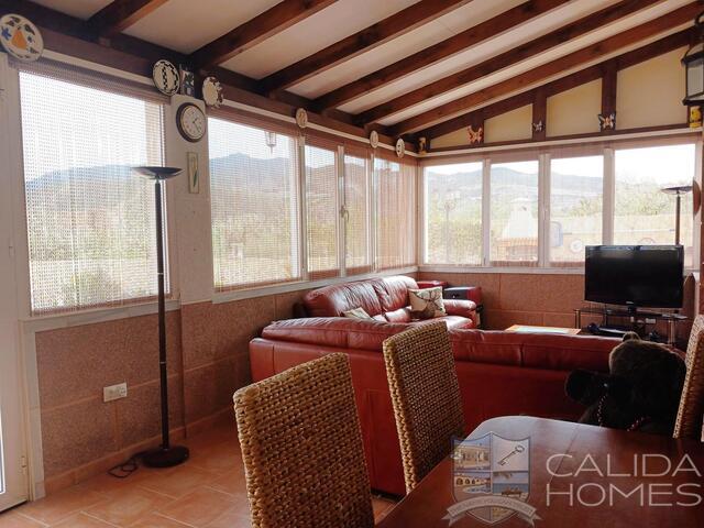 Image No.10-3 Bed Villa for sale