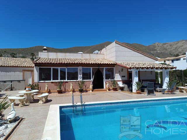 Image No.3-3 Bed Villa for sale
