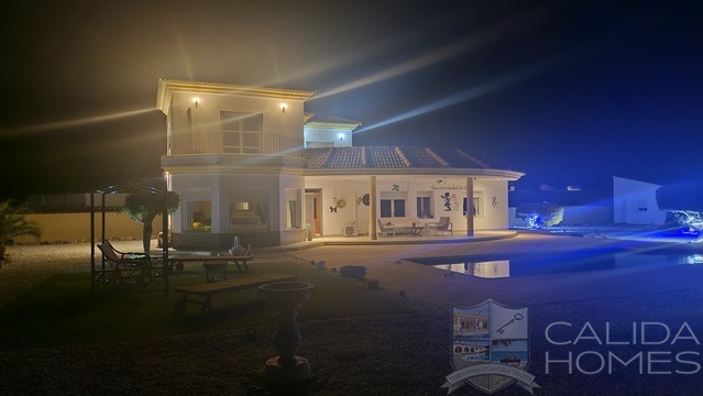 Image No.5-5 Bed Villa for sale