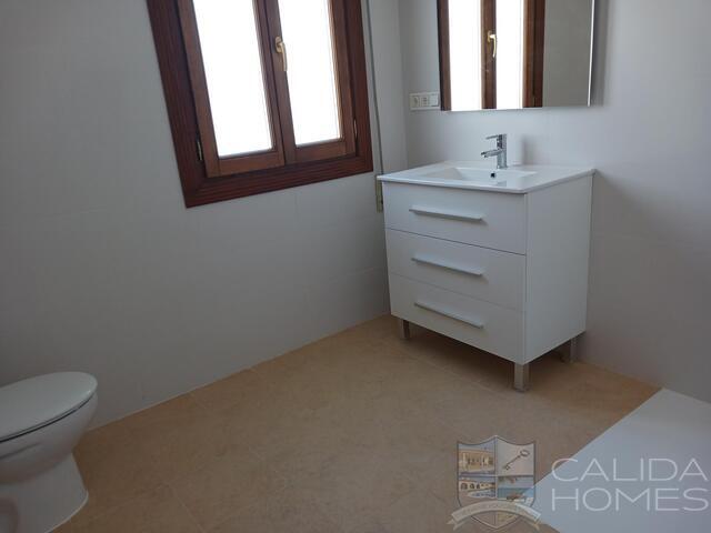 Image No.14-5 Bed Villa for sale