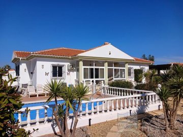 villa-anthony--resale-villa-for-sale-in-arbol