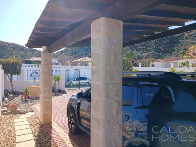 Image No.10-4 Bed Villa for sale