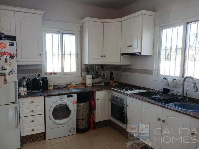 Image No.19-4 Bed Villa for sale