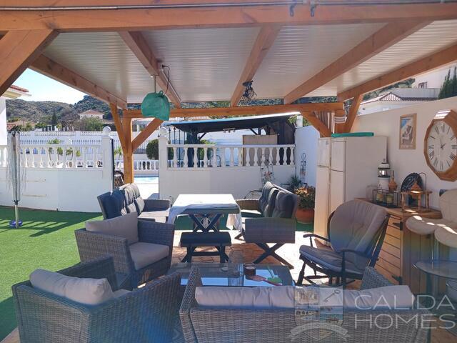 Image No.9-4 Bed Villa for sale