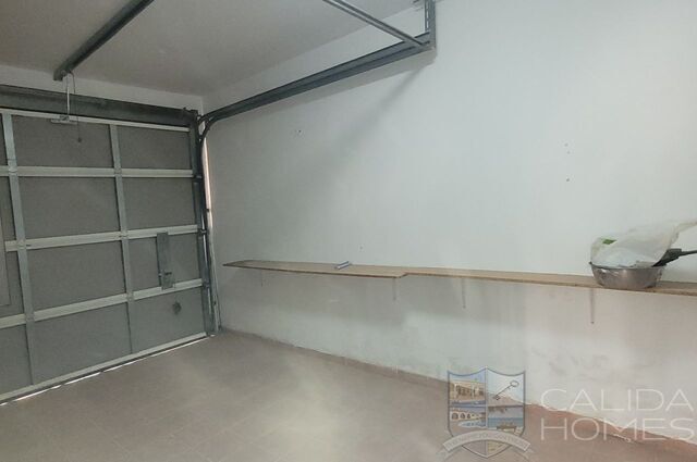 Image No.18-3 Bed Villa for sale