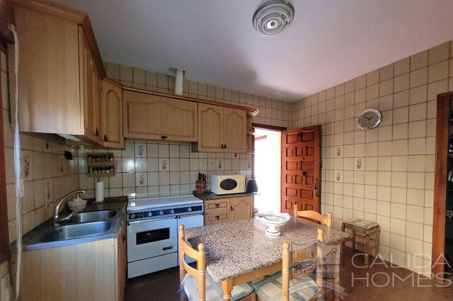 Image No.9-4 Bed Villa for sale