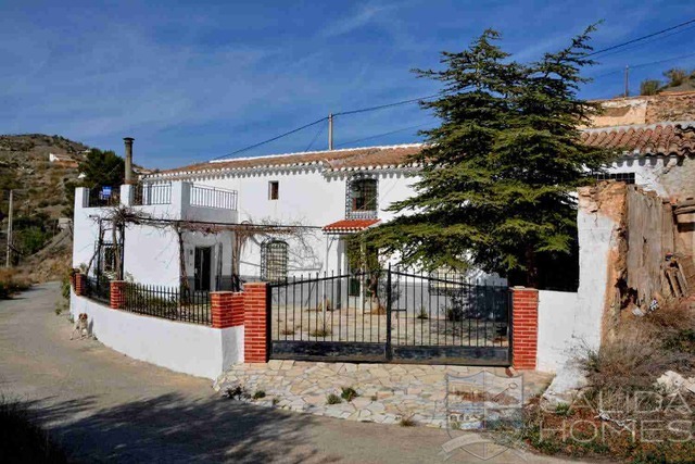 Image No.1-Maison de 8 chambres à vendre à Almeria