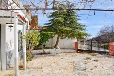 casa-traditional--detached-character-house-fo