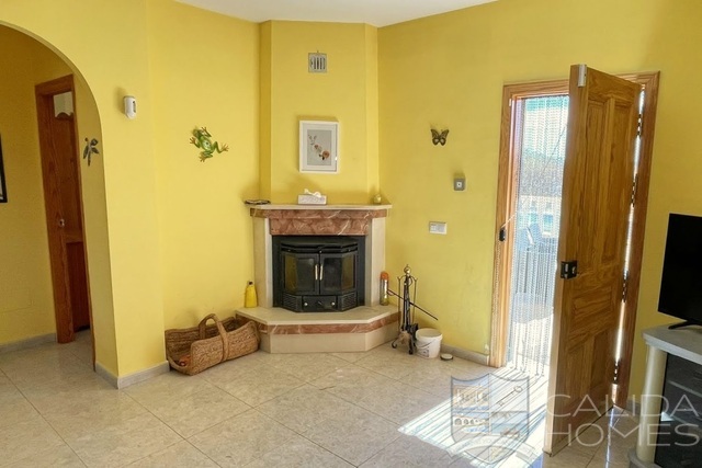 Image No.12-3 Bed Villa for sale