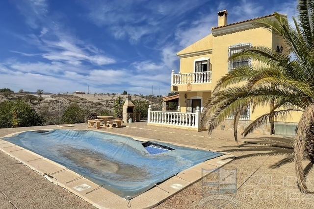 Image No.2-3 Bed Villa for sale