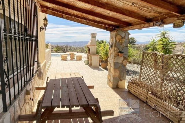 Image No.5-3 Bed Villa for sale