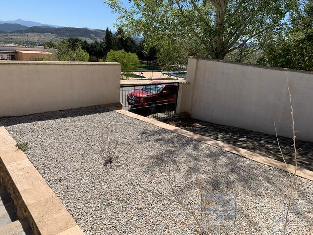 Image No.19-4 Bed Villa for sale