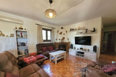 villa-rustica--resale-villa-for-sale-in-mojac