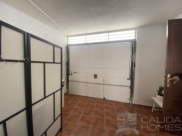 Image No.3-2 Bed Townhouse for sale