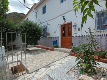 cortijo-lili--terraced-country-house-for-sale
