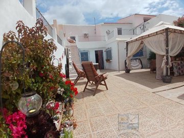 cortijo-lili--terraced-country-house-for-sale