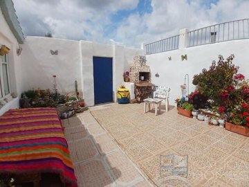 cortijo-lili--terraced-country-house-for-sale