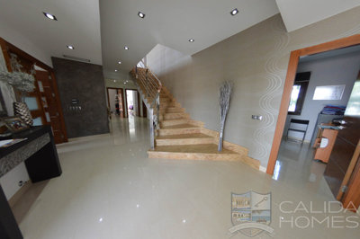 villa-splendido-resale-villa-for-sale-in-arbo