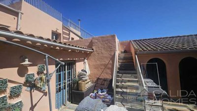 casa-chic-semi-detached-property-for-sale-in-