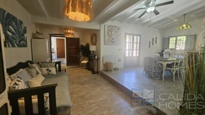casa-chic-semi-detached-property-for-sale-in-