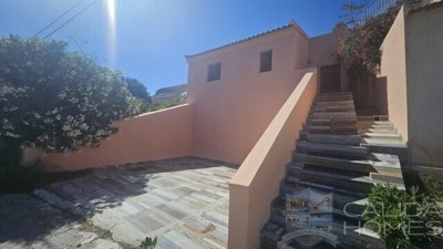 casa-chic-semi-detached-property-for-sale-in-