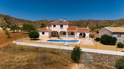 villa-los-colorados-resale-villa-for-sale-in-