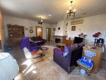 villa-del-carmen--resale-villa-for-sale-in-pu