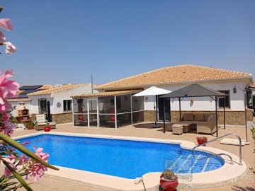 casa-roberto--resale-villa-for-sale-in-arbole