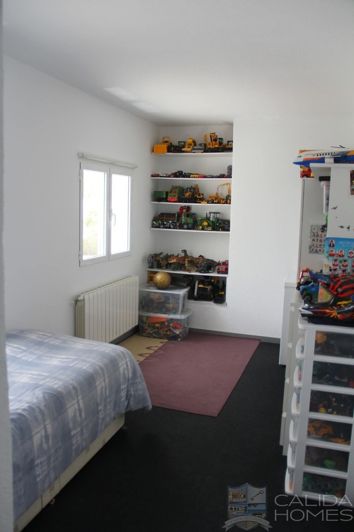 Image No.19-3 Bed Villa for sale