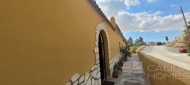 Image No.5-3 Bed House for sale