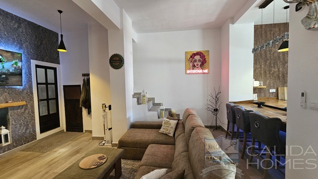 Image No.6-4 Bed Townhouse for sale