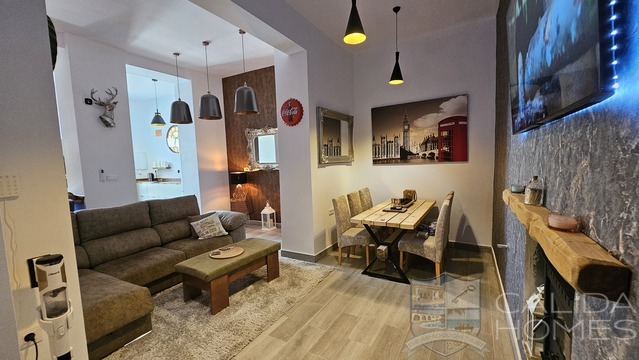 Image No.8-4 Bed Townhouse for sale