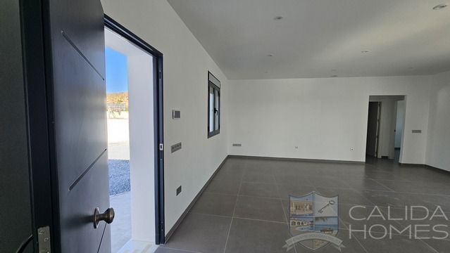 Image No.14-3 Bed Property for sale