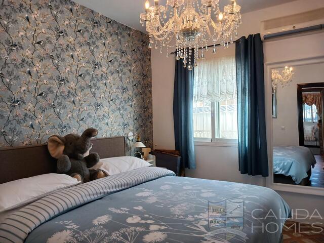 Image No.13-3 Bed Villa for sale