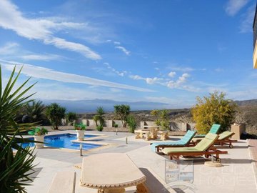 villa-paloma-vista--resale-villa-for-sale-in-