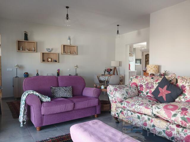 Image No.14-3 Bed Villa for sale