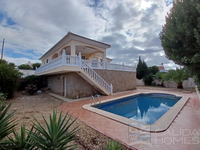 Image No.8-3 Bed Villa for sale