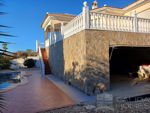 Image No.9-3 Bed Villa for sale