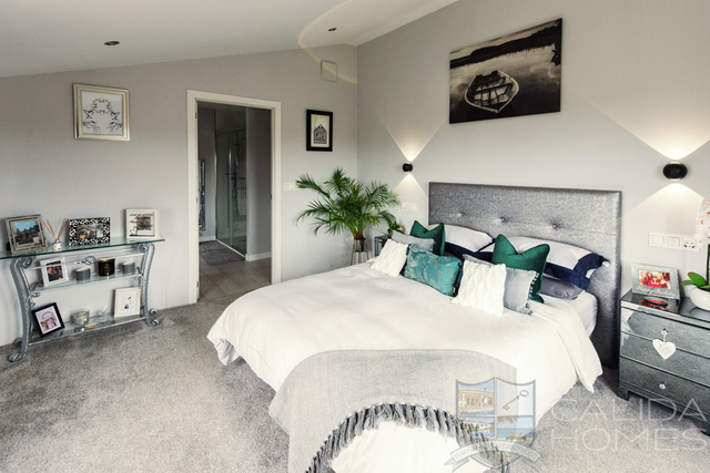 Image No.20-Maison de 8 chambres à vendre à Almeria