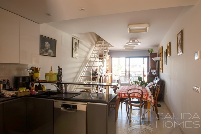 Image No.6-3 Bed Apartment for sale