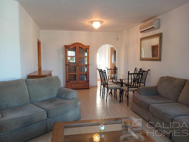 Image No.17-3 Bed Villa for sale